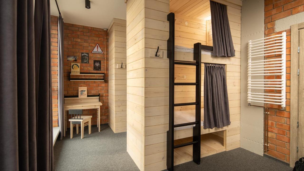 Chevalier Panorama Hostel ยาบลูนิตซา ภายนอก รูปภาพ