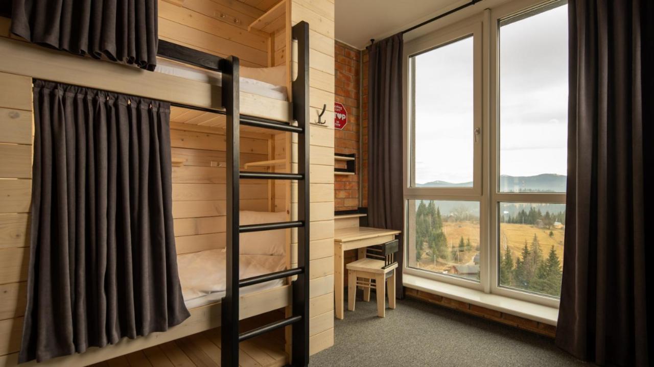 Chevalier Panorama Hostel ยาบลูนิตซา ภายนอก รูปภาพ