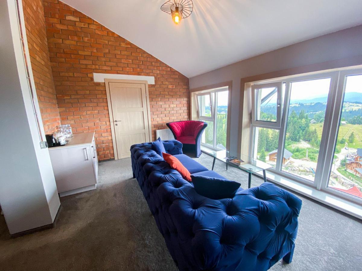 Chevalier Panorama Hostel ยาบลูนิตซา ภายนอก รูปภาพ