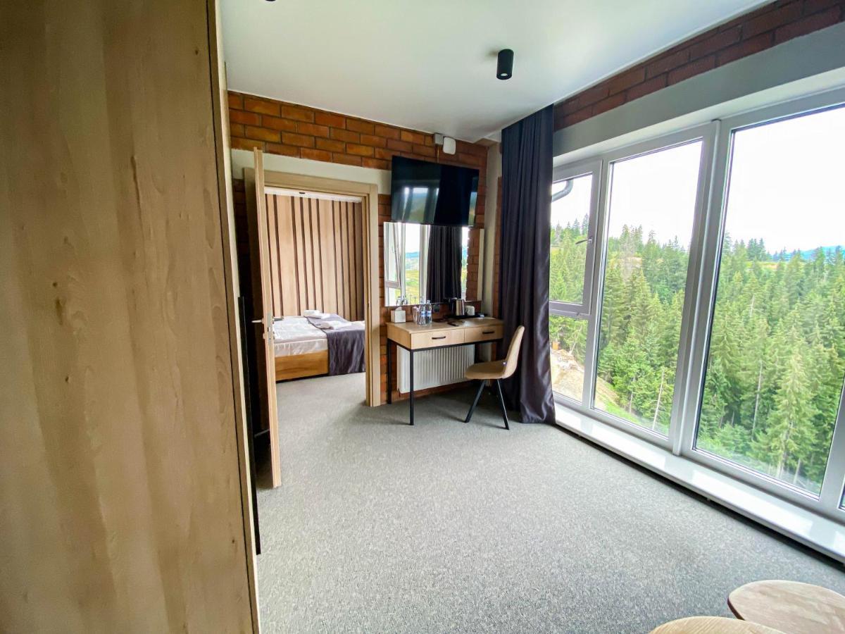Chevalier Panorama Hostel ยาบลูนิตซา ภายนอก รูปภาพ